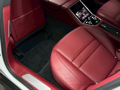 2017 Porsche PANAMERA 缩略图 70
