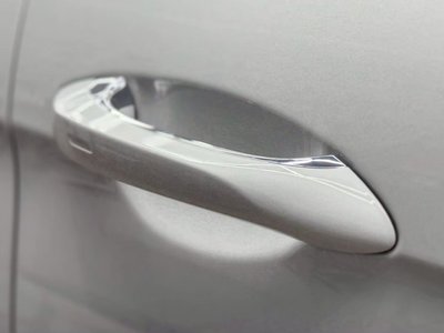 2017 Porsche PANAMERA 缩略图 60