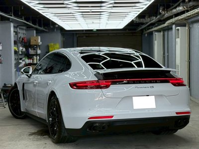 2017 Porsche PANAMERA 缩略图 11