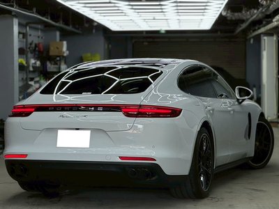 2017 Porsche PANAMERA 缩略图 13