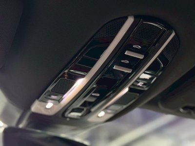 2017 Porsche PANAMERA 缩略图 26
