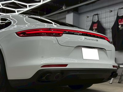 2017 Porsche PANAMERA 缩略图 78