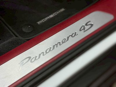 2017 Porsche PANAMERA 缩略图 40