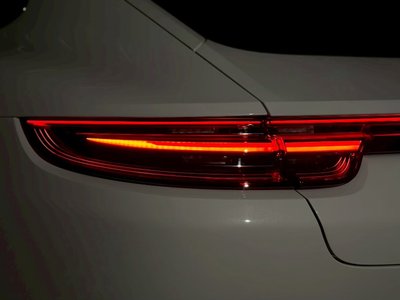 2017 Porsche PANAMERA 缩略图 58