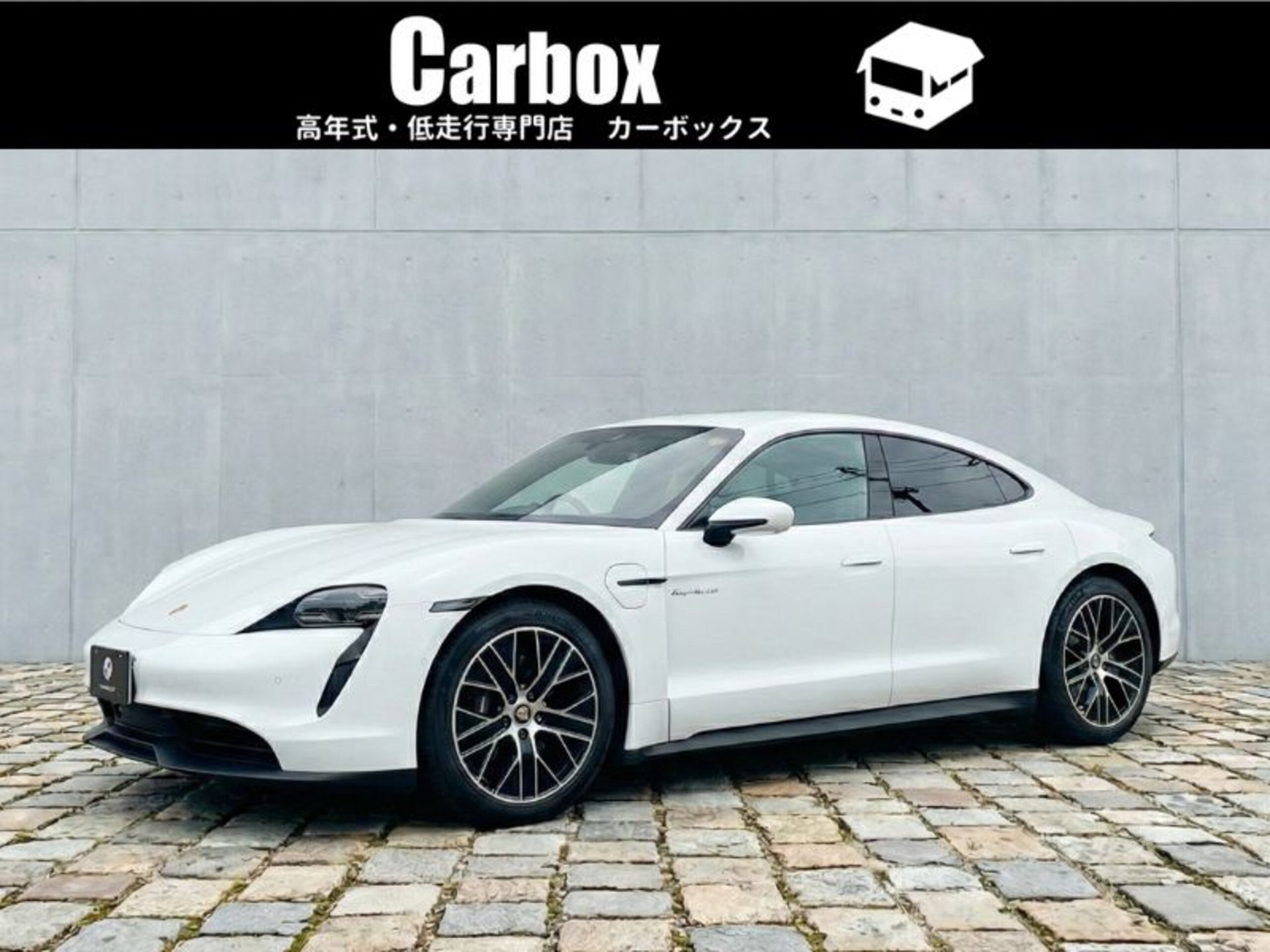 PORSCHE TAYCAN - View 1