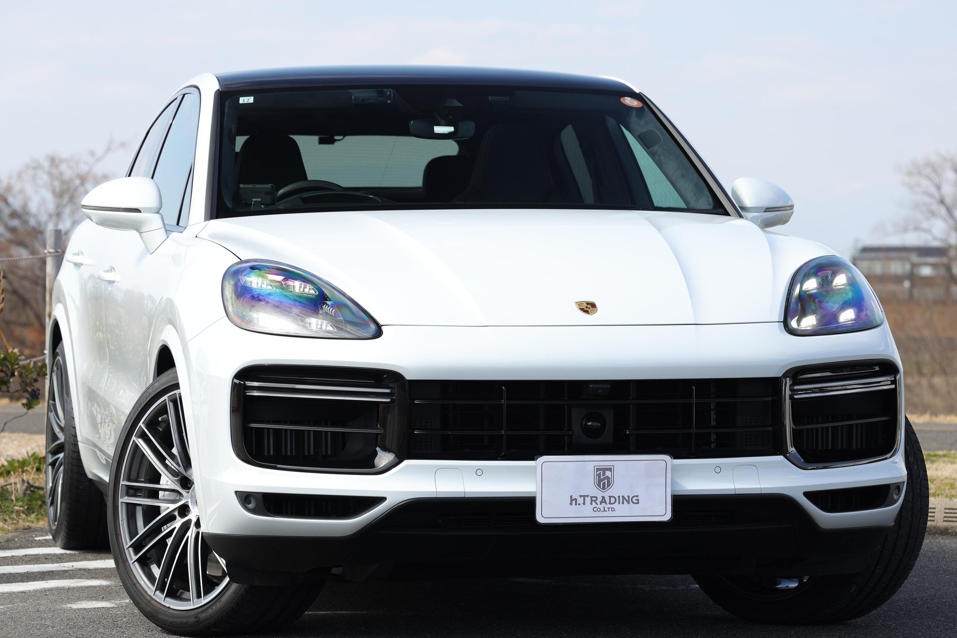 PORSCHE CAYENNE - View 1