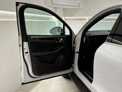 صورة مصغرة 13 لـ 2020 Porsche MACAN
