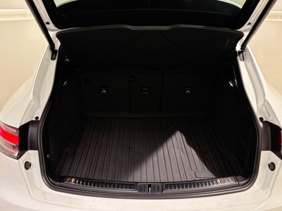 صورة مصغرة 25 لـ 2020 Porsche MACAN