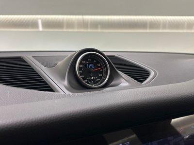 صورة مصغرة 18 لـ 2020 Porsche MACAN