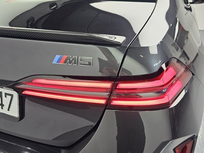 صورة 10 لـ 2026 BMW M5