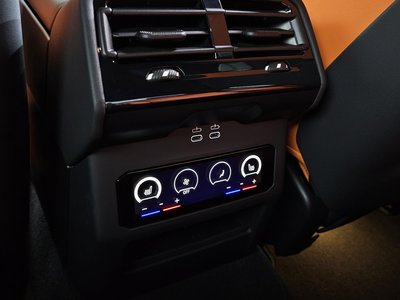2026 BMW M5 — миниатюра 31