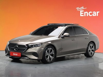 MERCEDES-BENZ E-CLASS - 1