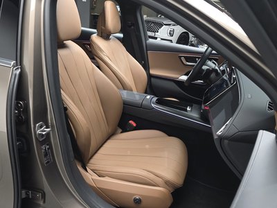 MERCEDES-BENZ E-CLASS - 10