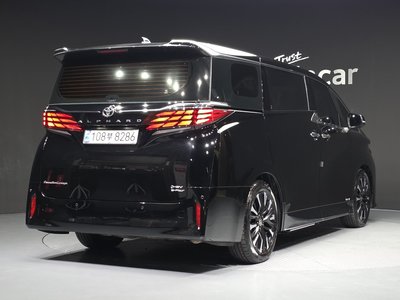 TOYOTA ALPHARD - 4