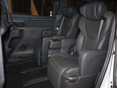 2024 Toyota ALPHARD thumbnail 22