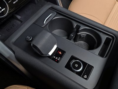 LAND ROVER DISCOVERY - 9