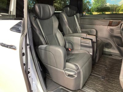 صورة 9 لـ 2024 TOYOTA ALPHARD