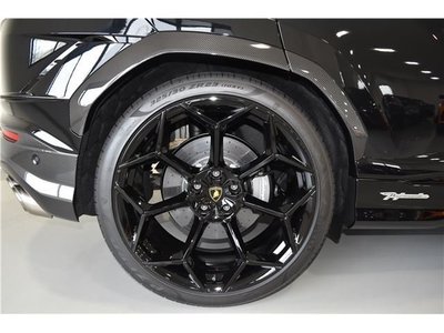 2024 Lamborghini URUS thumbnail 21