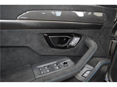 2024 Lamborghini URUS thumbnail 29