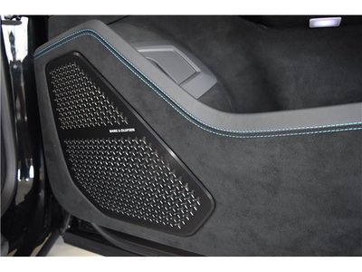 2024 Lamborghini URUS thumbnail 37