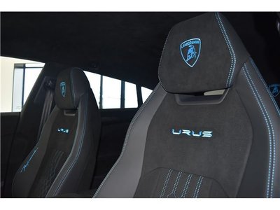 2024 Lamborghini URUS thumbnail 27