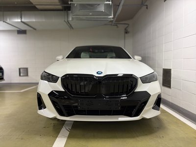 2025 BMW 5 SERIES 缩略图 16