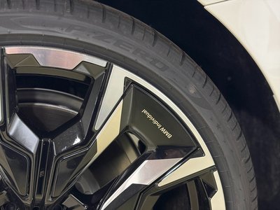 2025 BMW 5 SERIES 缩略图 17