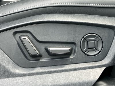 صورة مصغرة 28 لـ 2025 AUDI Q8