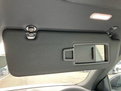 صورة مصغرة 37 لـ 2025 AUDI Q8
