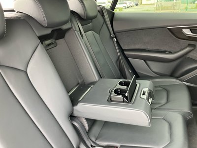 صورة مصغرة 53 لـ 2025 AUDI Q8