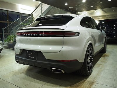PORSCHE CAYENNE COUPE - 10