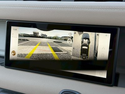 LAND ROVER DEFENDER - 9