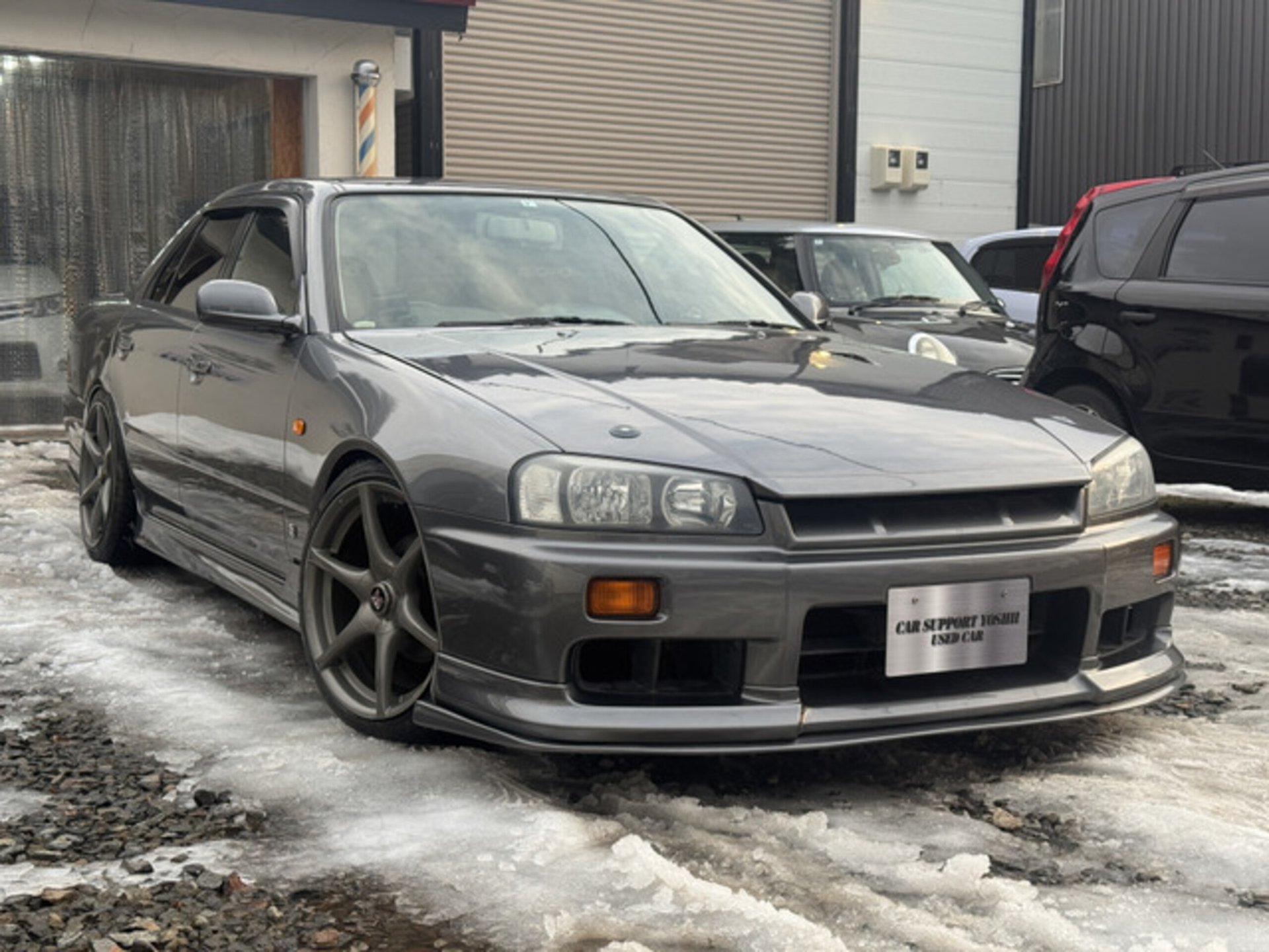 NISSAN SKYLINE - View 1