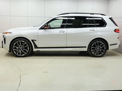 BMW X7 - 7