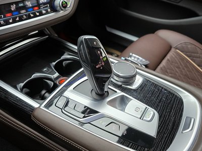 BMW 7 SERIES - 9