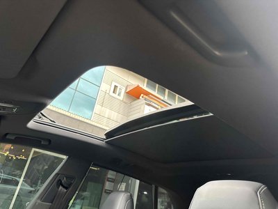 2022 AUDI Q8 — миниатюра 11