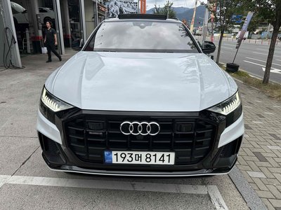 2022 AUDI Q8 photo 3