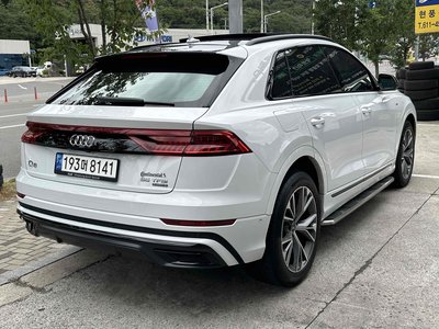 2022 AUDI Q8 photo 2