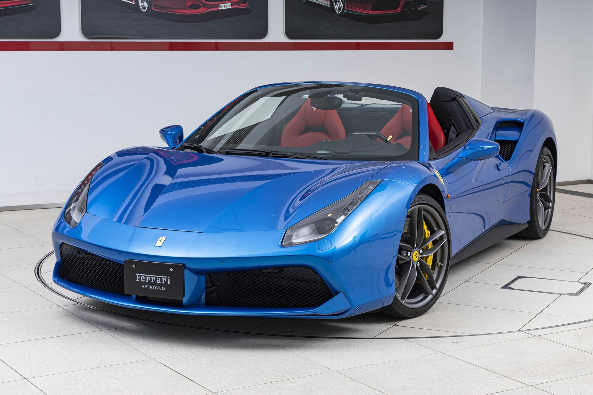 FERRARI 488 SPIDER - View 1