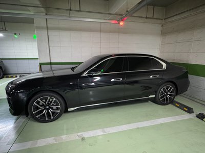 BMW 7 SERIES - 4