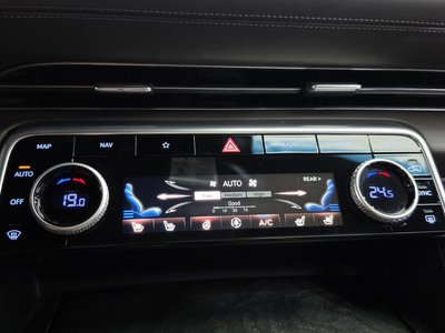 2022 Genesis GV80 thumbnail 27