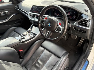 BMW M3 SEDAN - 9