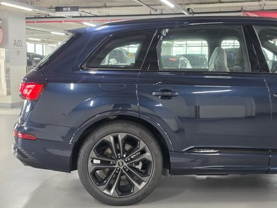 صورة 4 لـ 2026 AUDI Q7