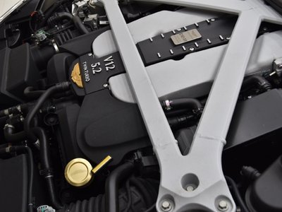 صورة مصغرة 25 لـ 2017 Aston Martin DB11