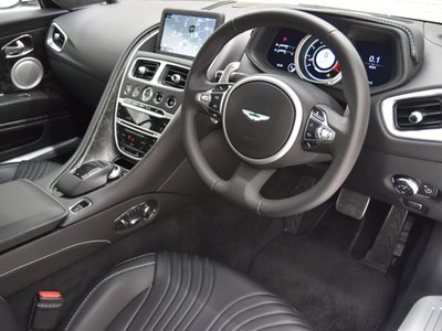 صورة مصغرة 23 لـ 2017 Aston Martin DB11