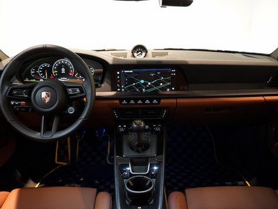صورة مصغرة 59 لـ 2025 Porsche 911