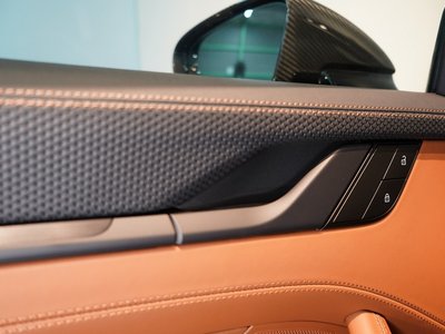 صورة مصغرة 50 لـ 2025 Porsche 911