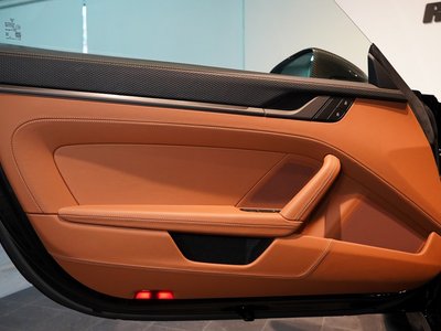 صورة مصغرة 49 لـ 2025 Porsche 911