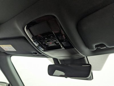 صورة مصغرة 28 لـ 2023 Lexus RX