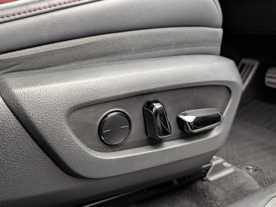 صورة مصغرة 31 لـ 2023 Lexus RX